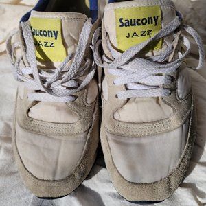 Walking Saucony Jazz